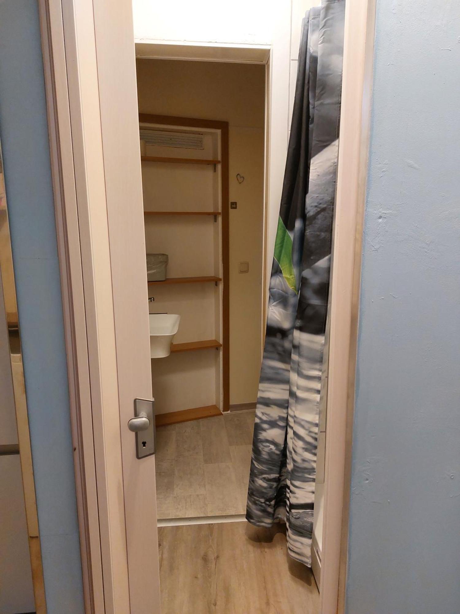 Privatunterkunft Und Ferienzimmer